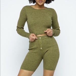 Long Sleeve Cropped Top and High waist short set
